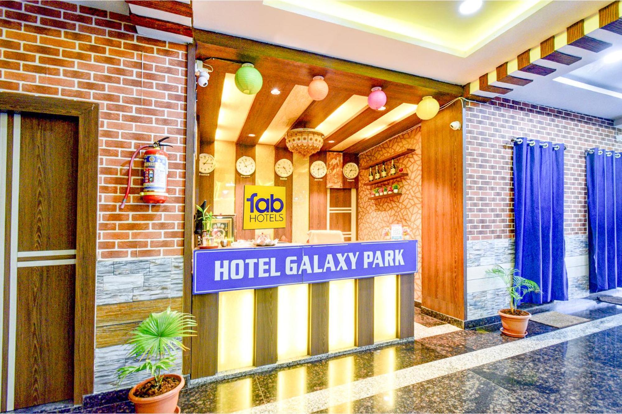 Fabhotel Galaxy Parkfabhotel Galaxy Park, Nr To Rajiv Gandhi International Airport-Hyderabad Shamshabad Exterior photo